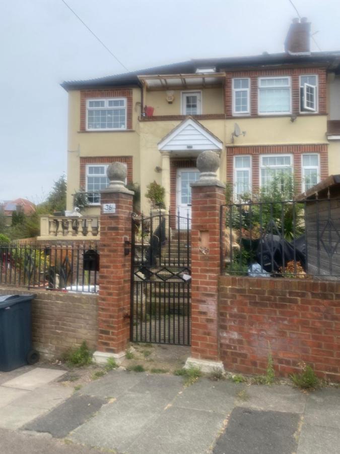 Big Home In London, Forest Hill Eksteriør billede
